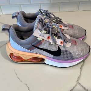 Nike Air Max, size 7.5. Never worn